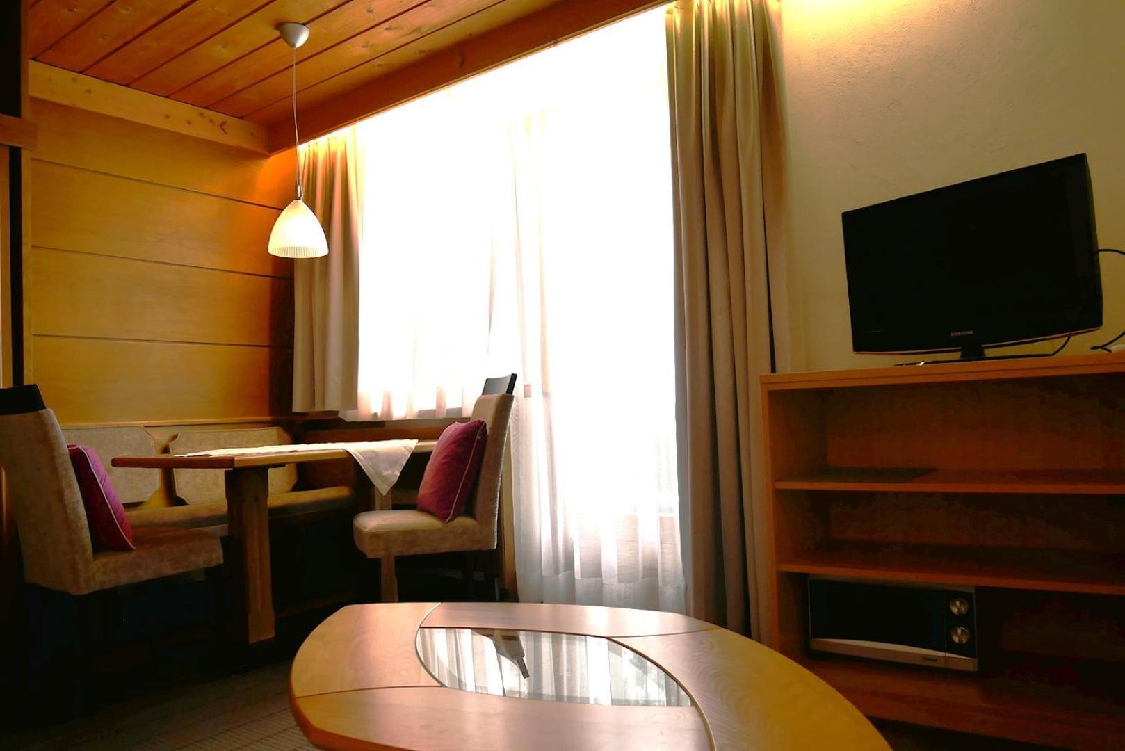 Hotel Garni Bergsonne Samnaun Room photo
